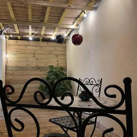 Апартаменты Velours & Balneo Сен-Назер