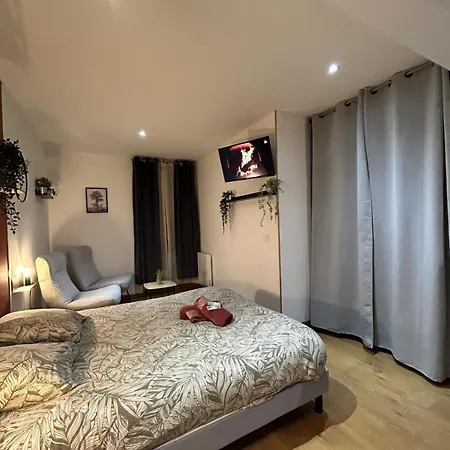 Апартаменты Velours & Balneo