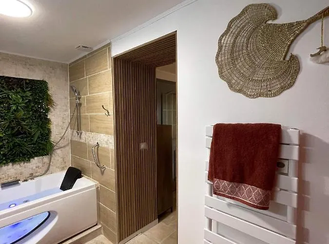 Apartamento Velours & Balneo Saint-Nazaire (Loire-Atlantique)