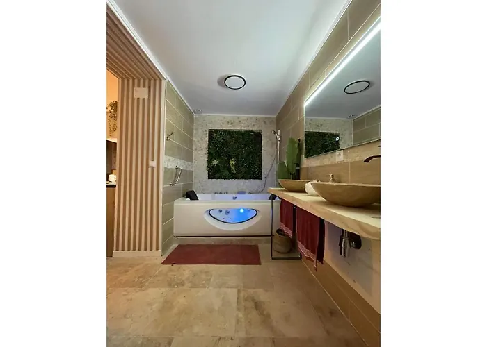 Apartamento Velours & Balneo Saint-Nazaire (Loire-Atlantique)