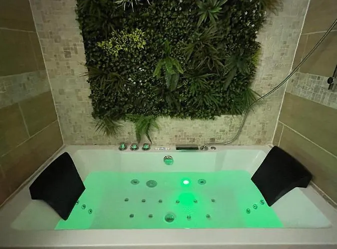 Velours & Balneo Apartamento Saint-Nazaire (Loire-Atlantique)