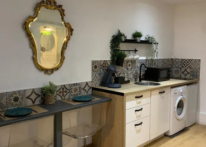 Velours & Balneo Apartamento *