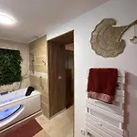 Apartamento Velours & Balneo Saint-Nazaire (Loire-Atlantique)