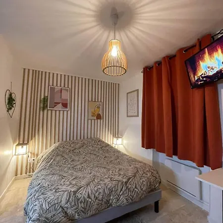 Apartment Velours & Balneo Saint-Nazaire (Loire-Atlantique)