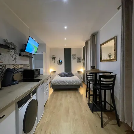 Velours&balnéo Apartamento